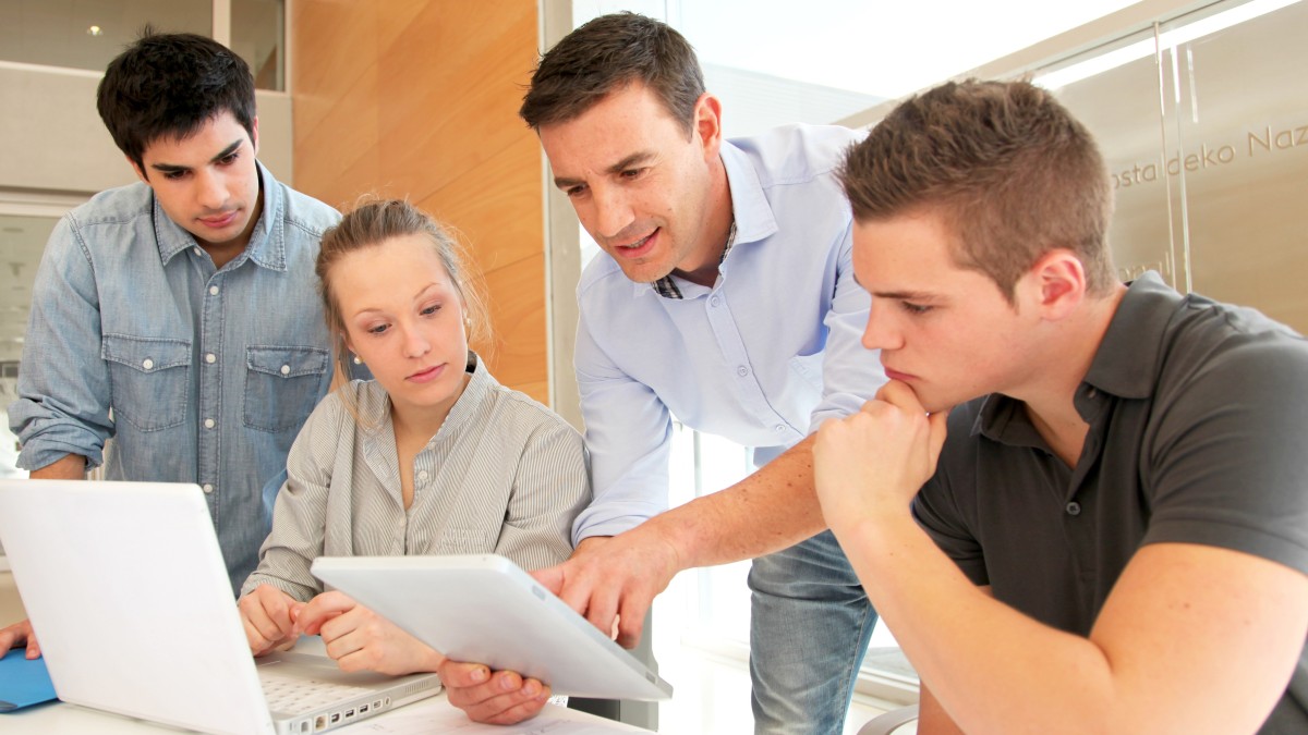 Infos anfordern Ausbilderschein IHK Informationen zum Lehrgang Ausbilderschein IHK per E-Mail anfordern.