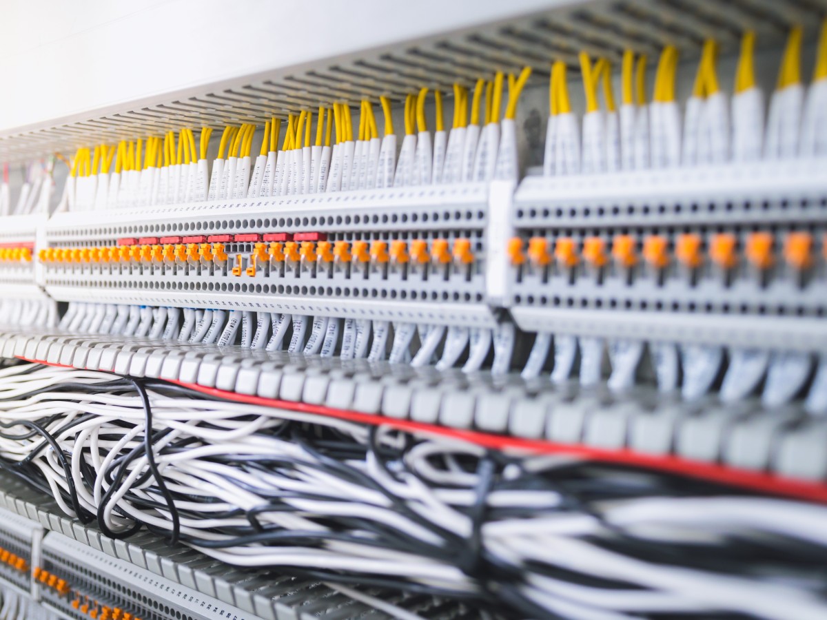 Fortbildungen von manQ in der Elektrotechnik und Elektroindustrie Schalttafel