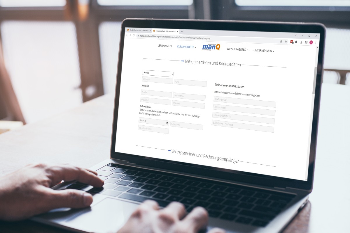 Anmeldung zur Fortbildung Fachwirt im E-Commerce IHK Screen zeigt Formular zur Online-Anmeldung zum Lehrgang Fachwirt im E-Commerce IHK